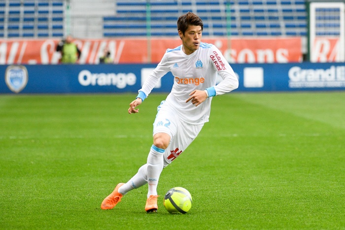 quang hai doi dau minamino anh 6