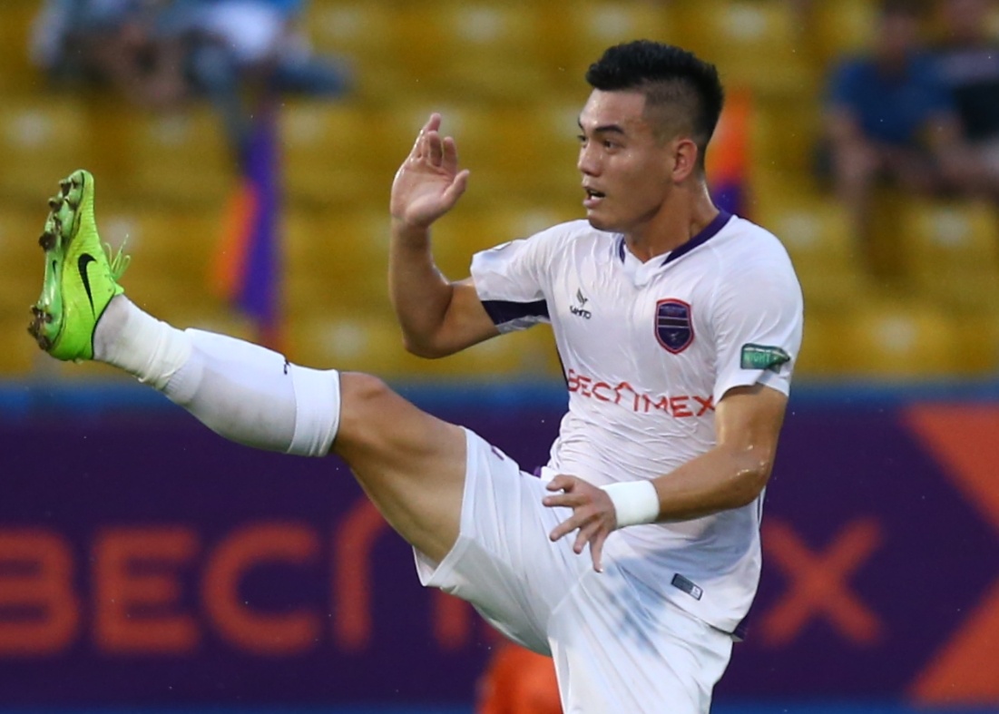 Tien Linh trung phat hai cuu binh U23 Viet Nam hinh anh