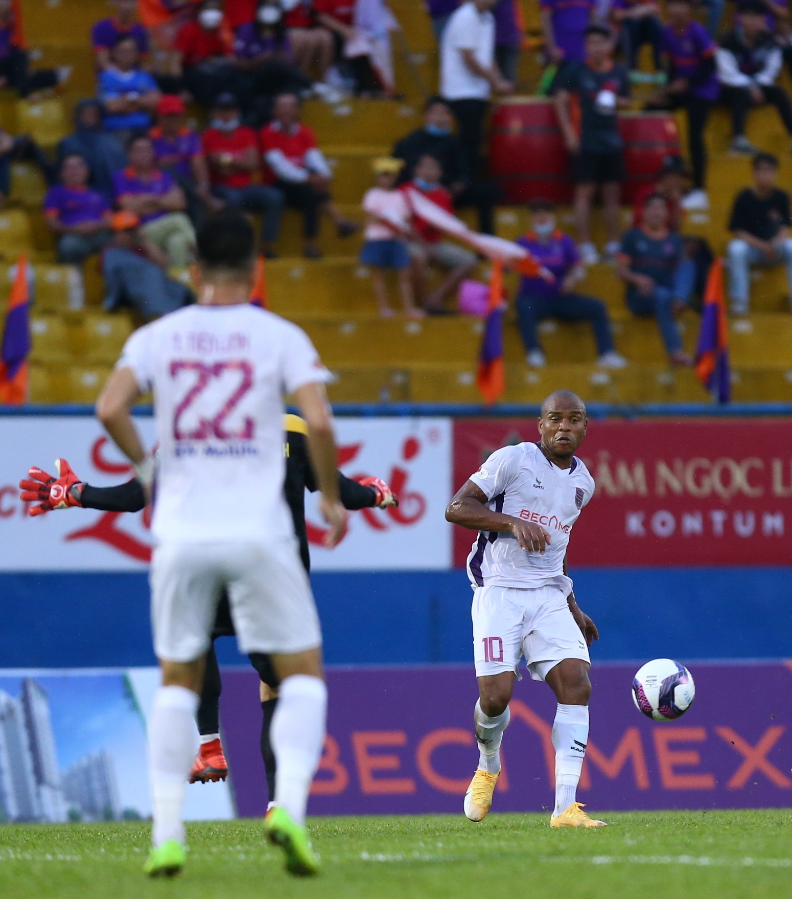 Tien Linh trung phat hai cuu binh U23 Viet Nam anh 3