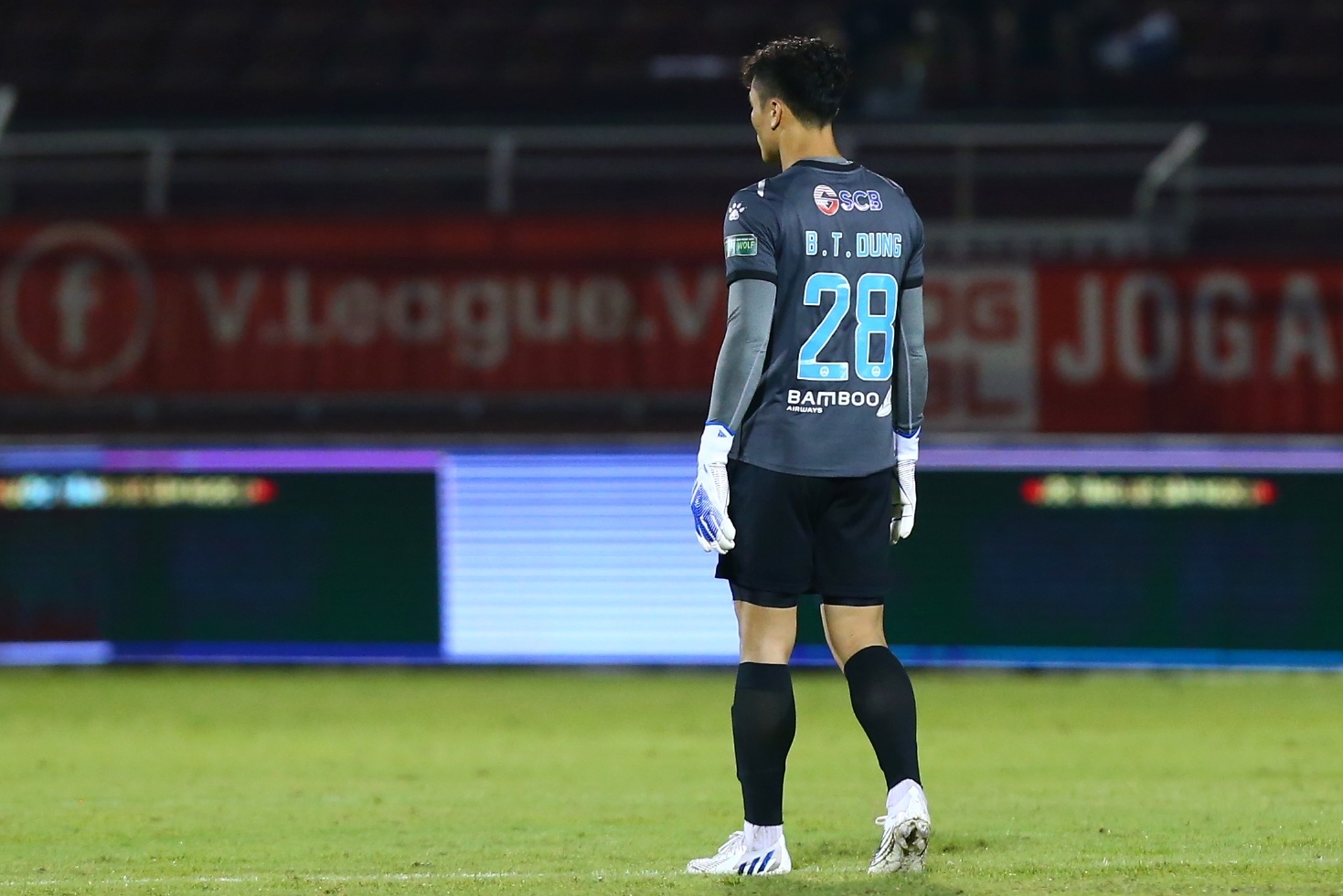 Bui Tien Dung sai lam truoc HAGL anh 6