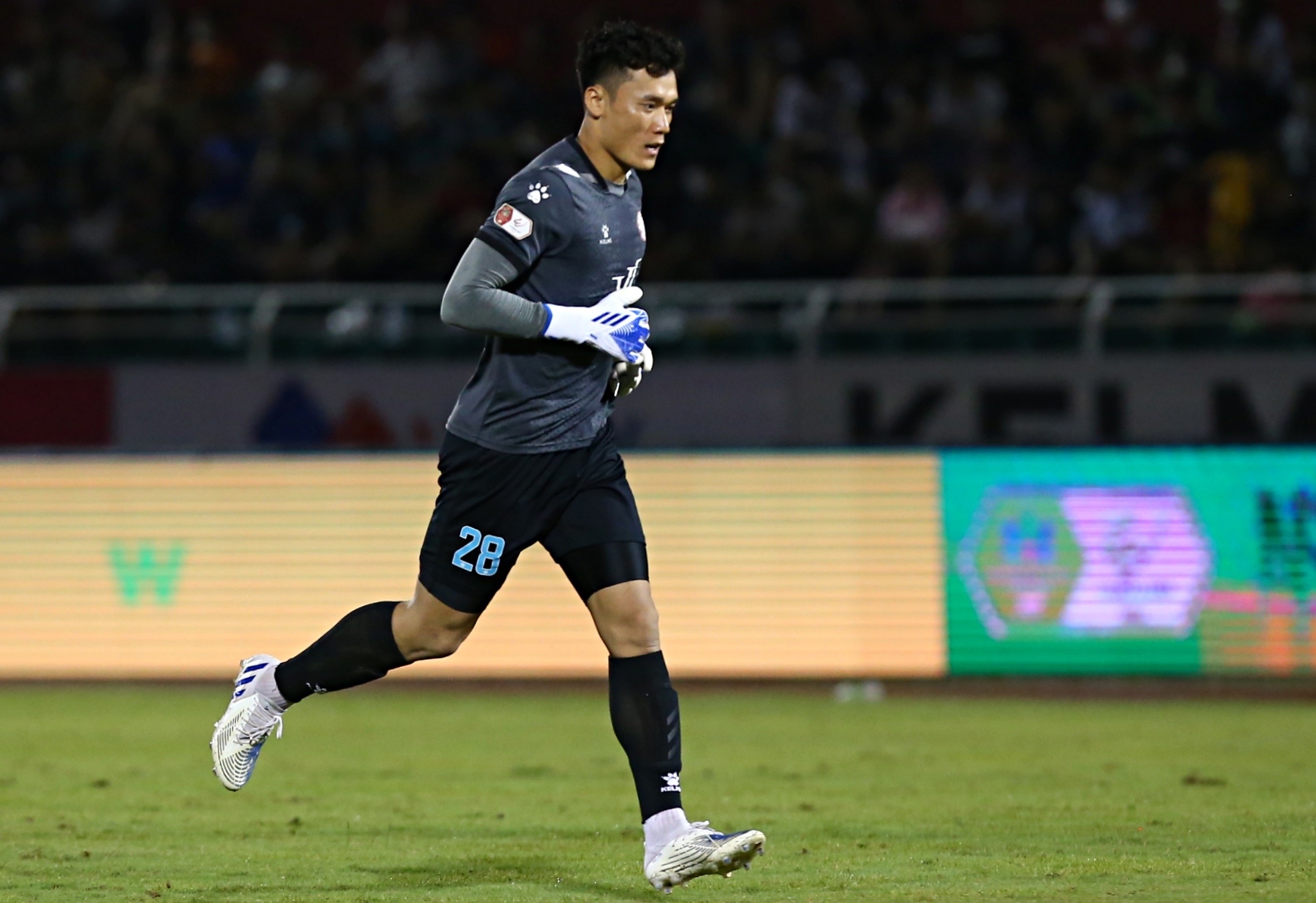 Bui Tien Dung sai lam truoc HAGL anh 2