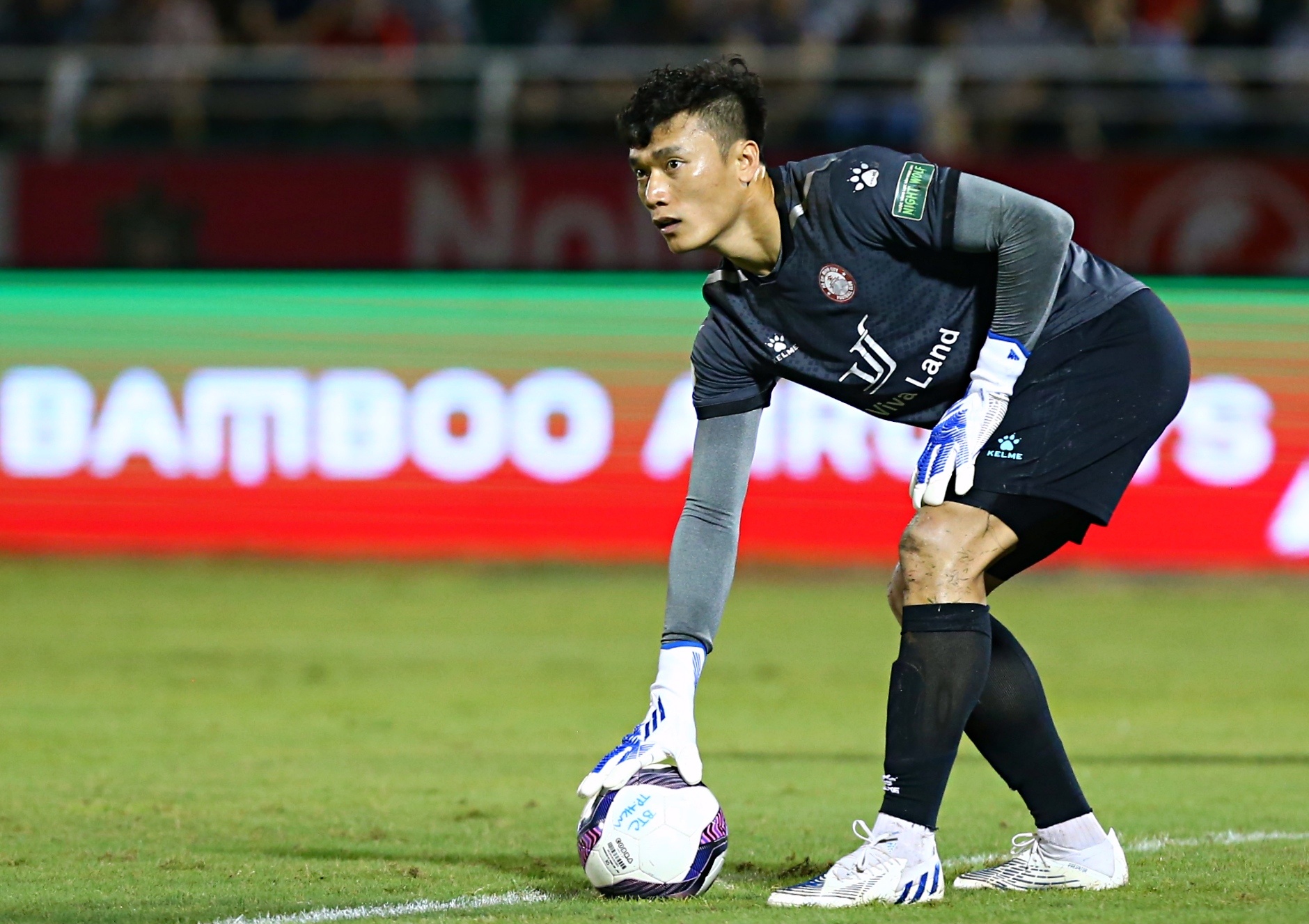 Bui Tien Dung sai lam truoc HAGL anh 5