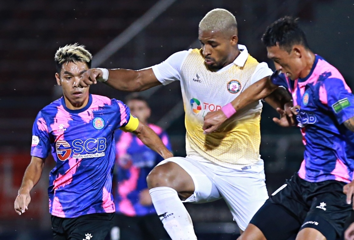 Sai lam ca nhan dang nhan chim CLB Sai Gon hinh anh