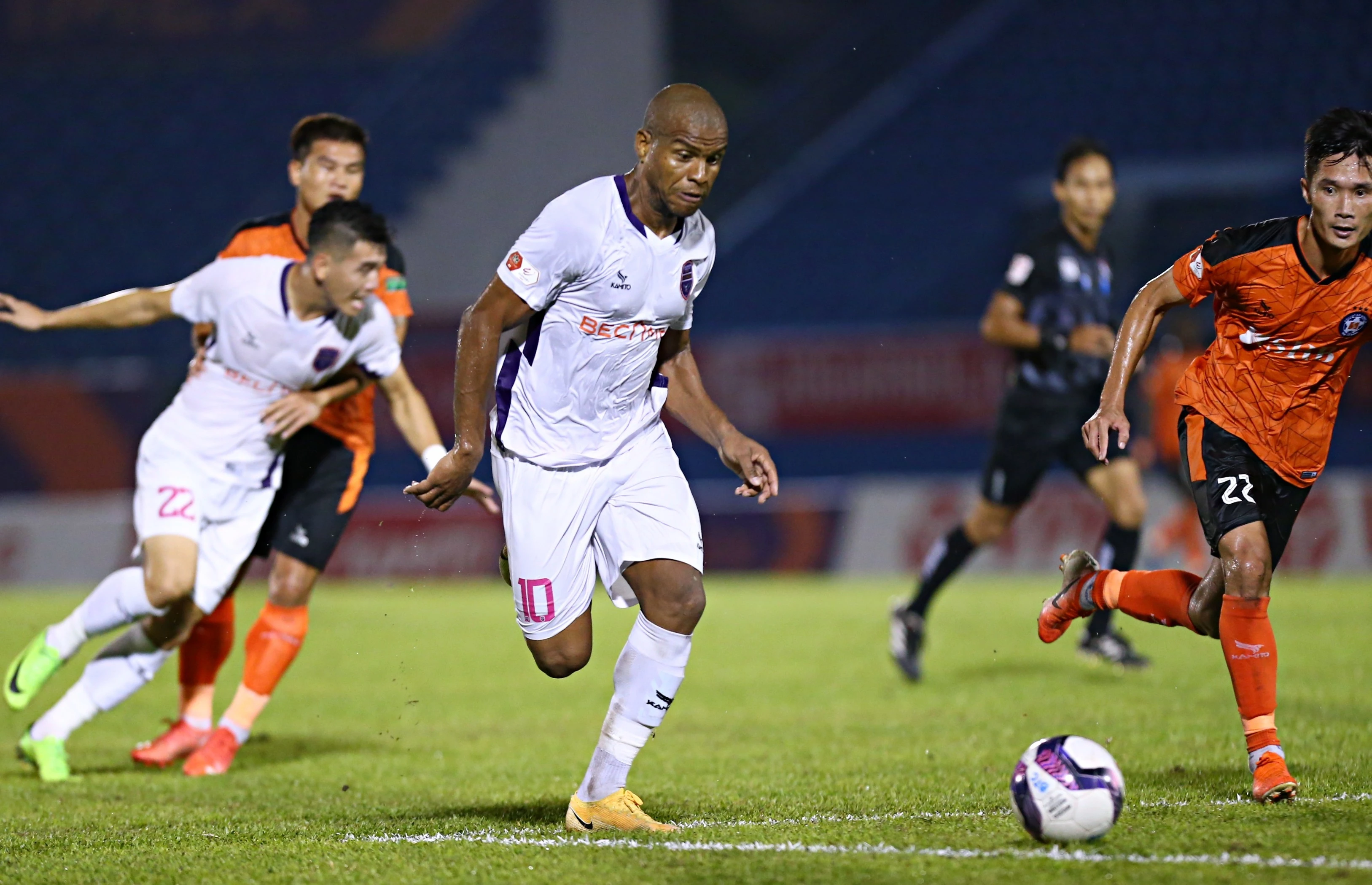 huynh kesley tro lai tuoi 41 anh 2