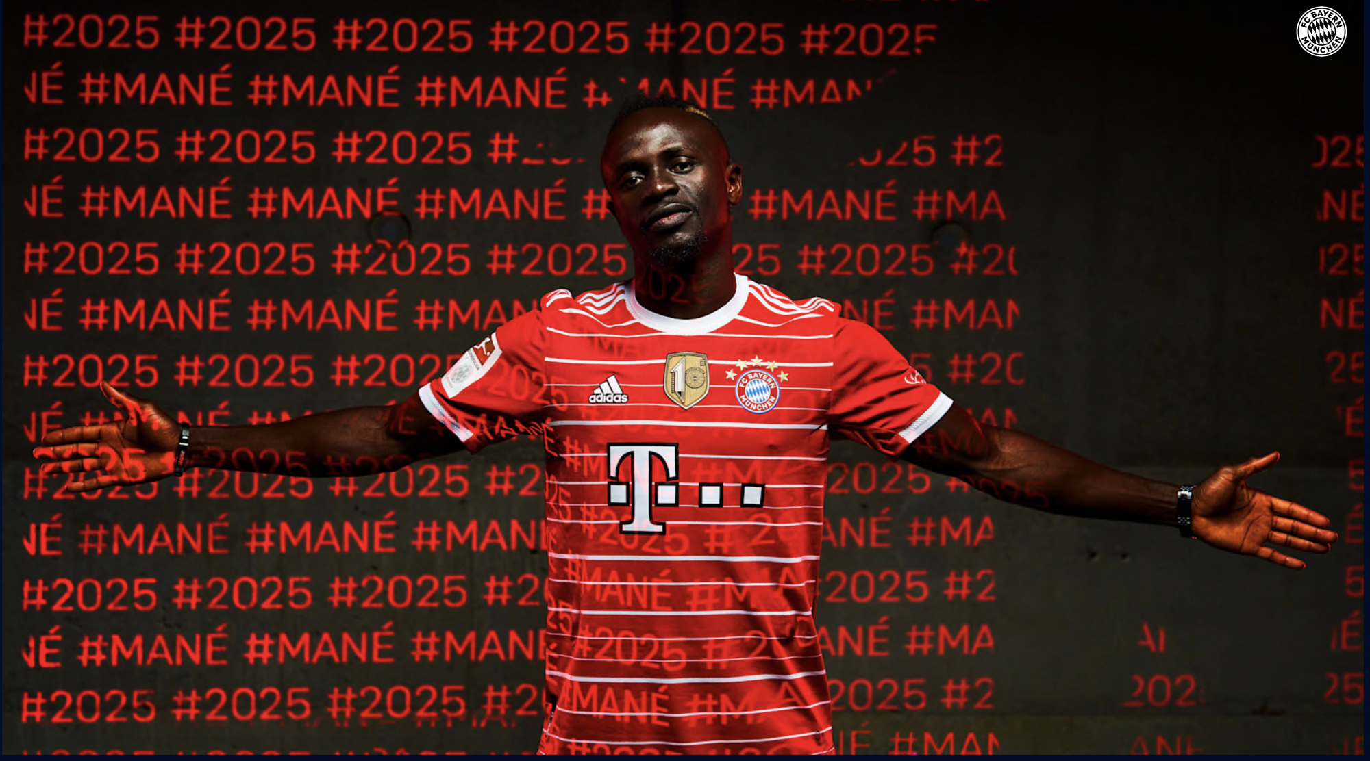 Cho Bundesliga 2022/23 bung no hinh anh