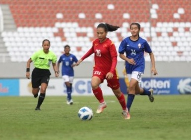 U18 nu Viet Nam ghi 5 ban trong 36 phut hinh anh