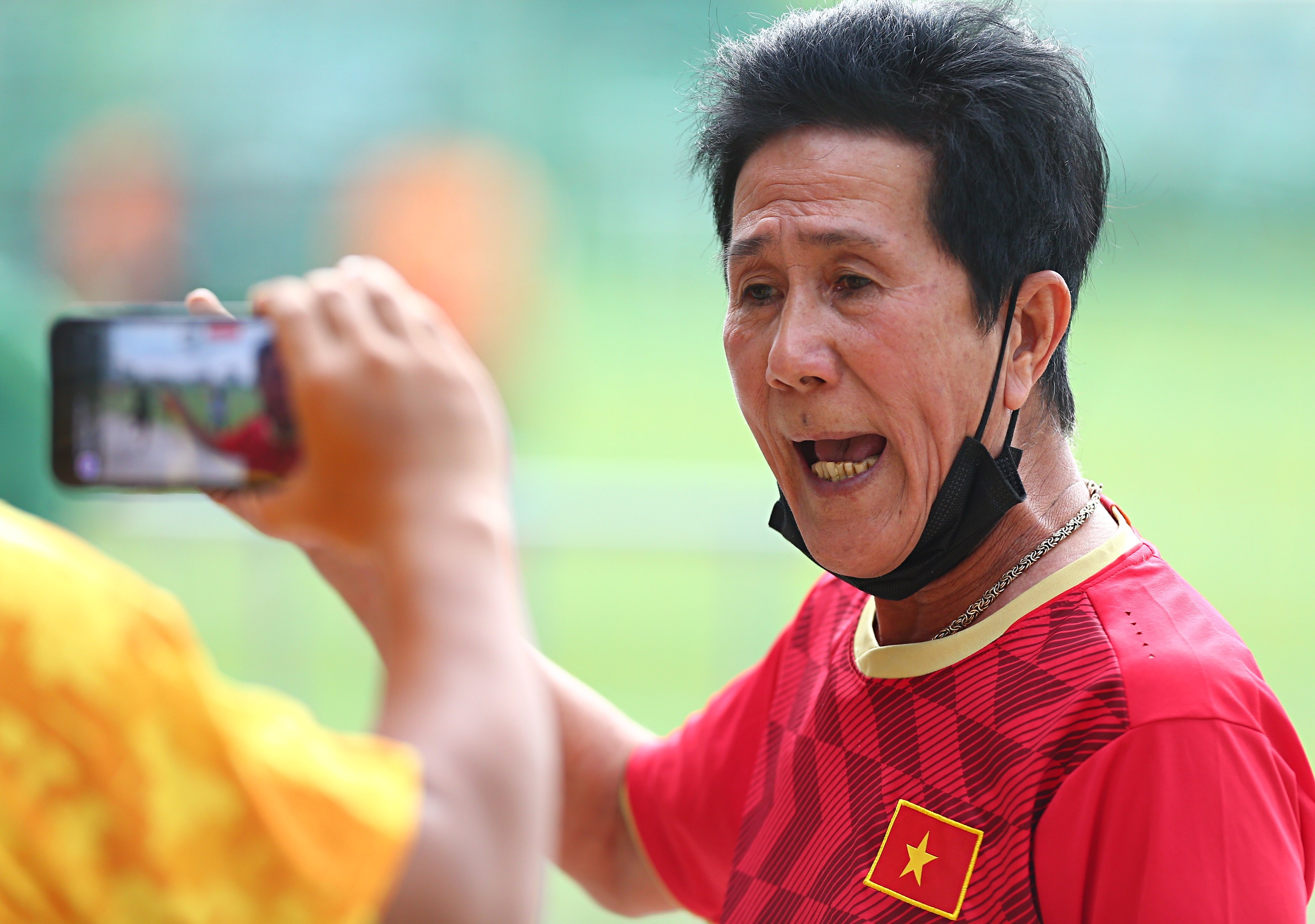 lee nguyen tap kin khi tro lai v.league anh 8