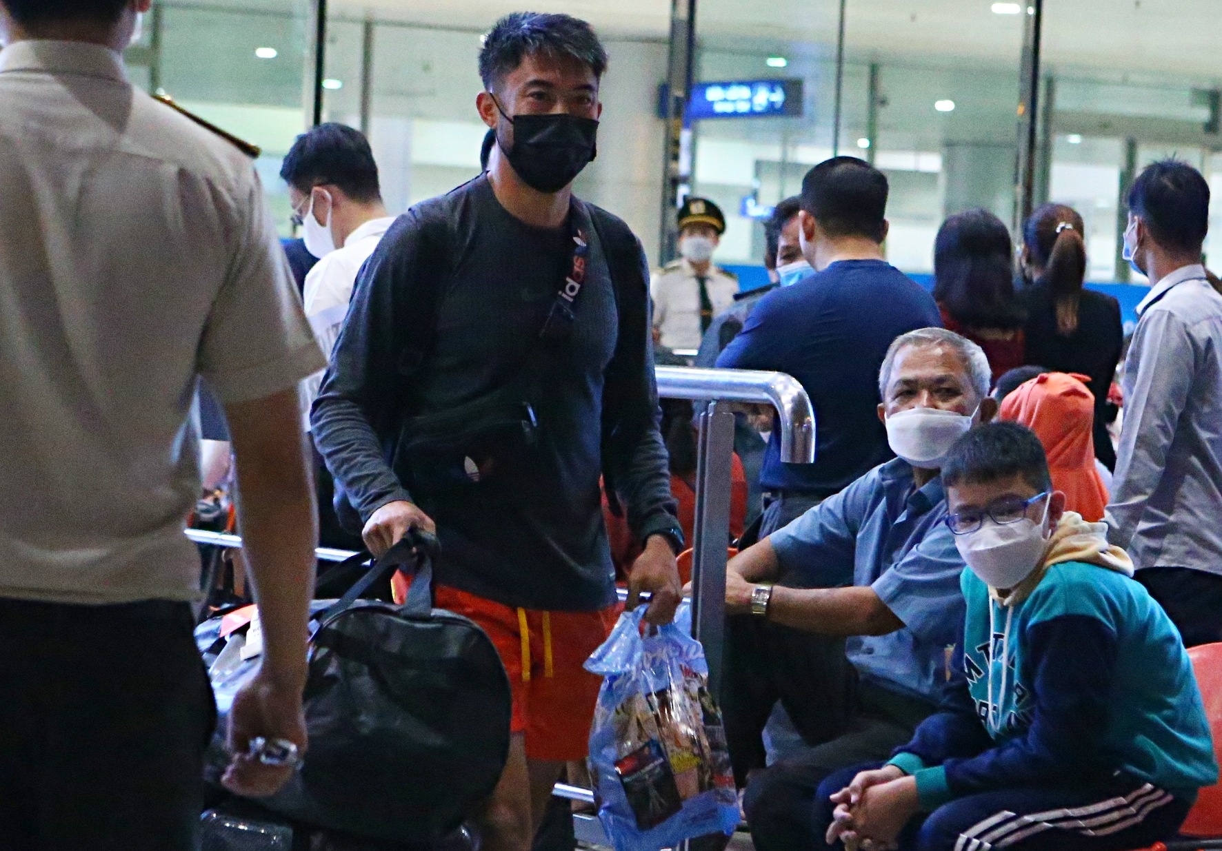 lee nguyen muon gap huu thang anh 2