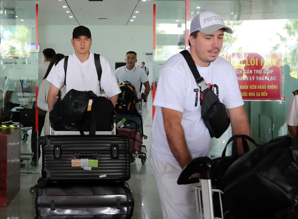 ban gai van lam anh 1