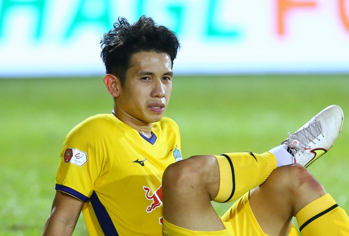 Hong Duy chia tay HAGL sau 15 nam hinh anh