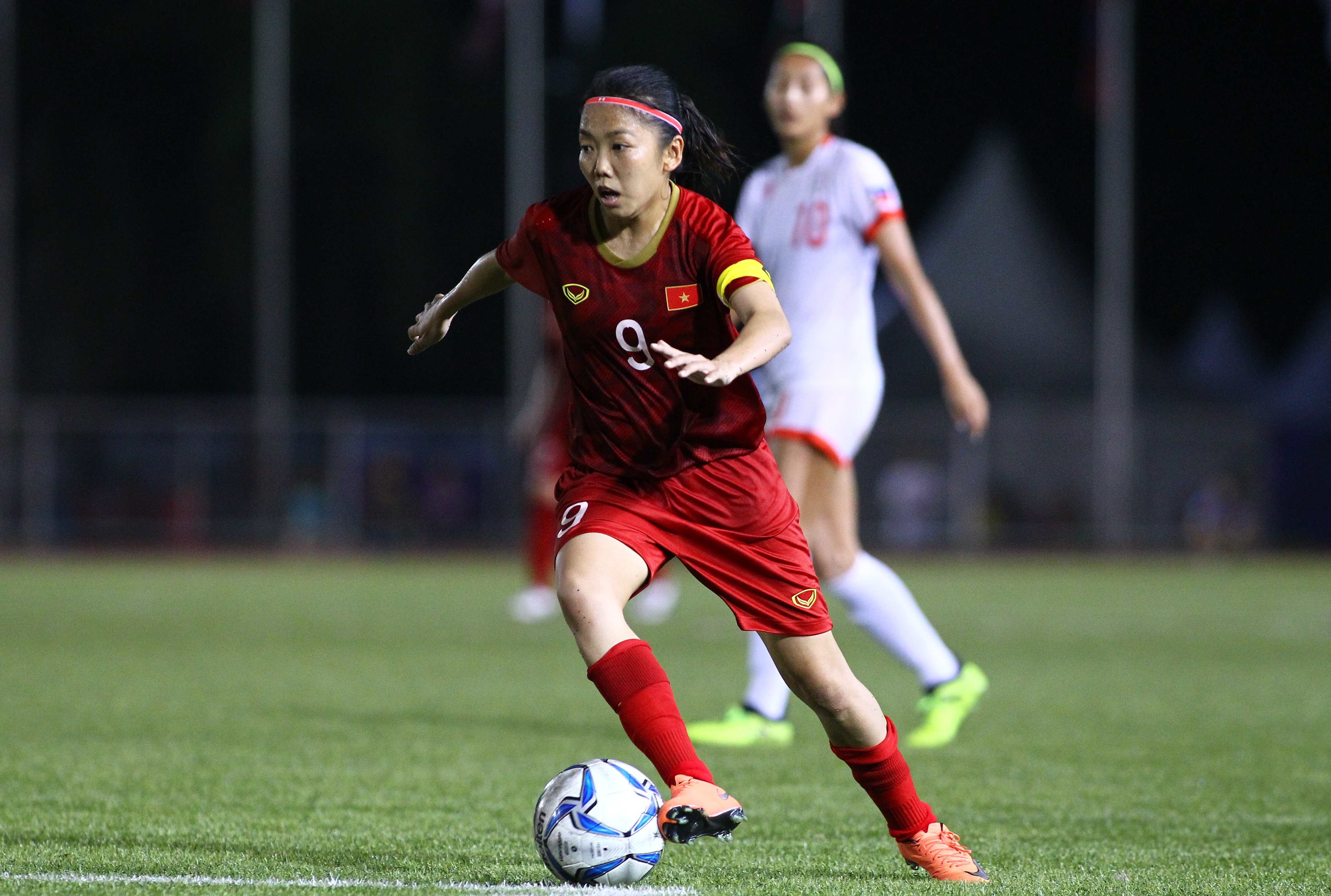 huynh nhu chau au anh 1