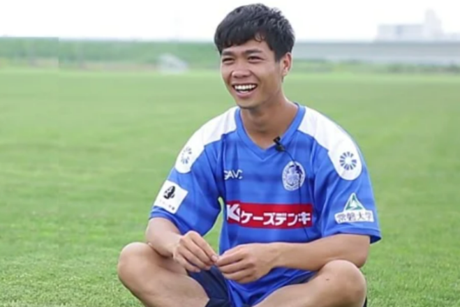 HLV Singapore: Cong Phuong qua tre khi sang Nhat hinh anh