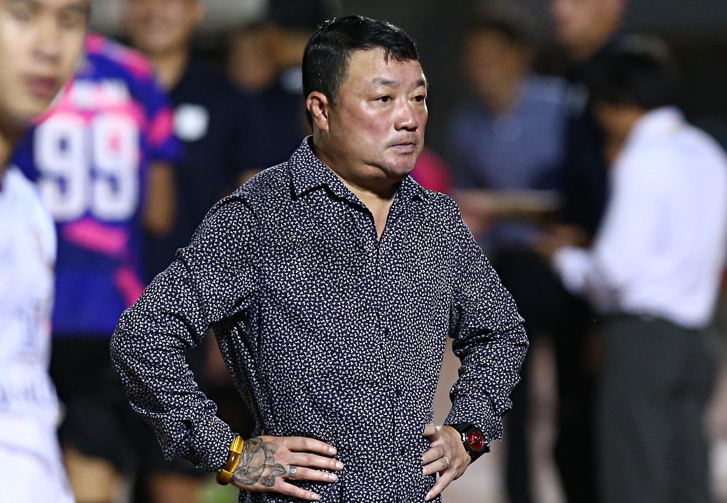 HLV Truong Viet Hoang xin tu chuc hinh anh