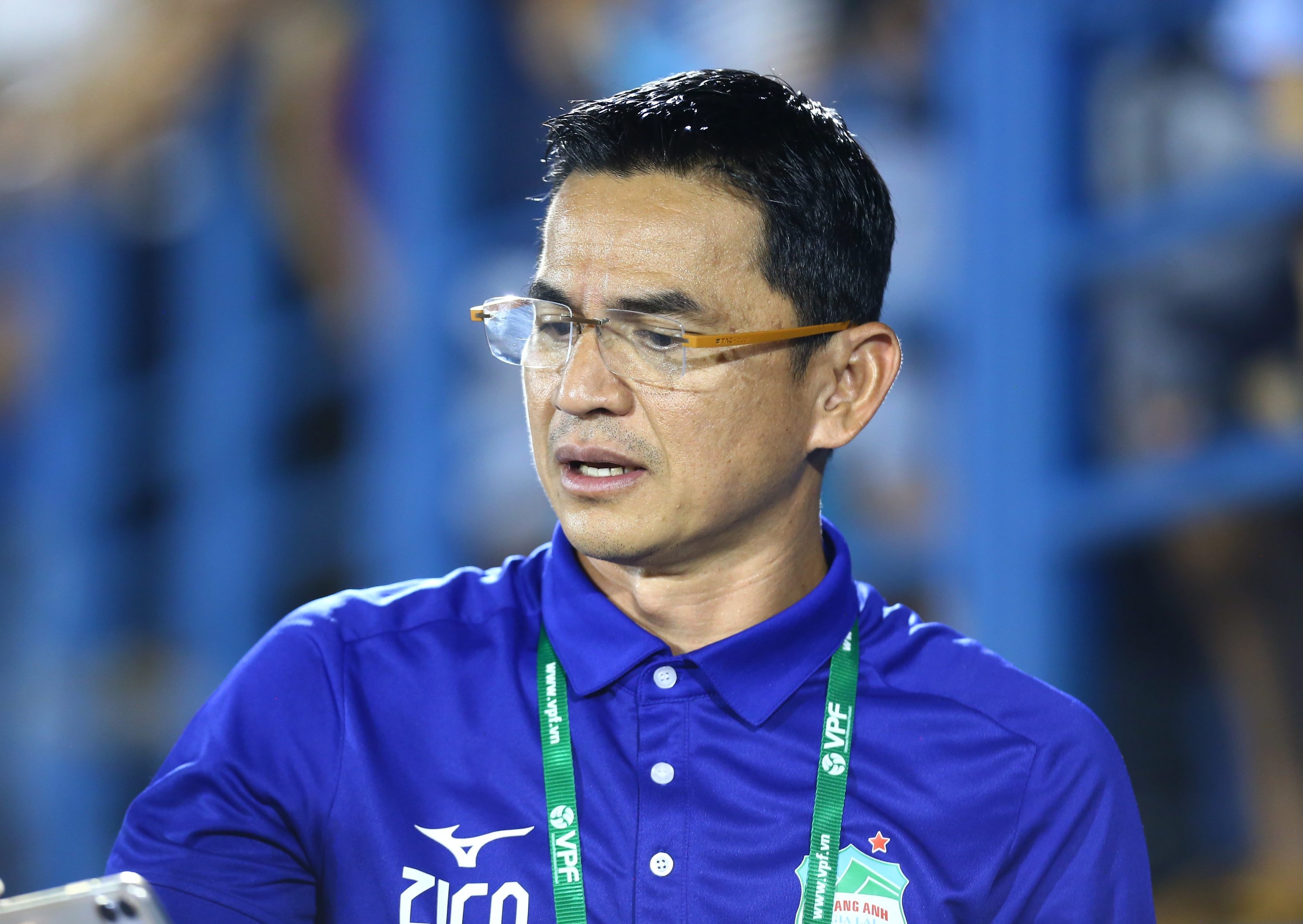 That bai cua HAGL va cai lac dau tu Kiatisuk hinh anh