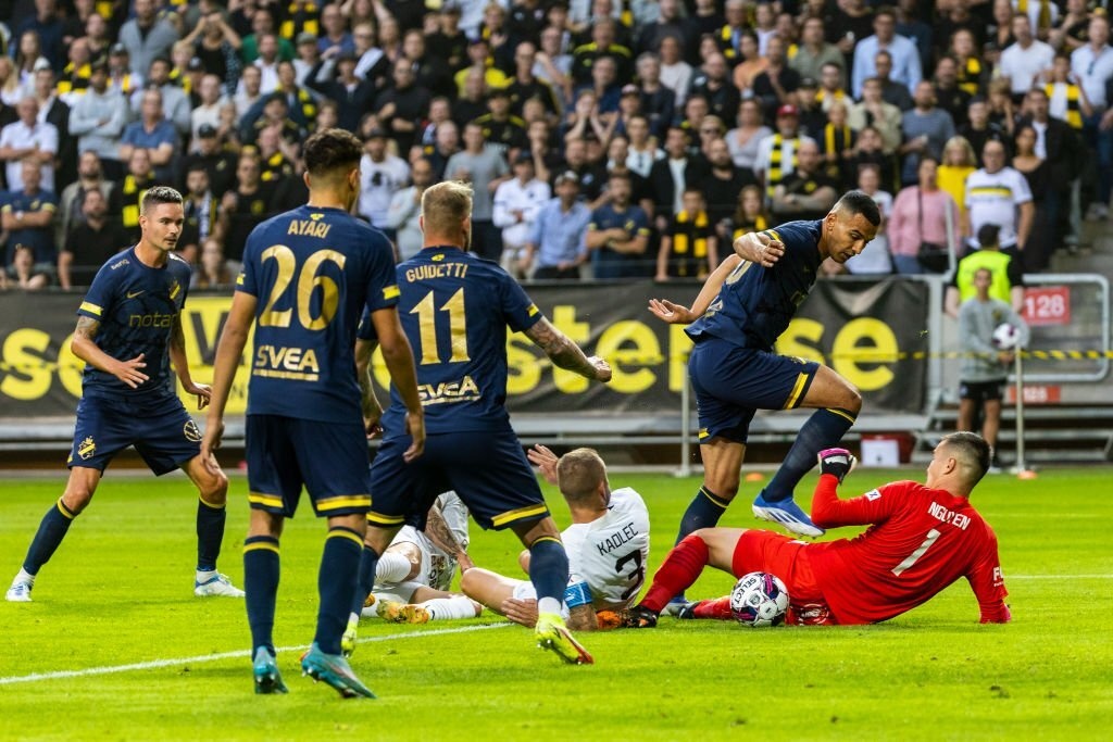 thu mon filip nguyen anh 2