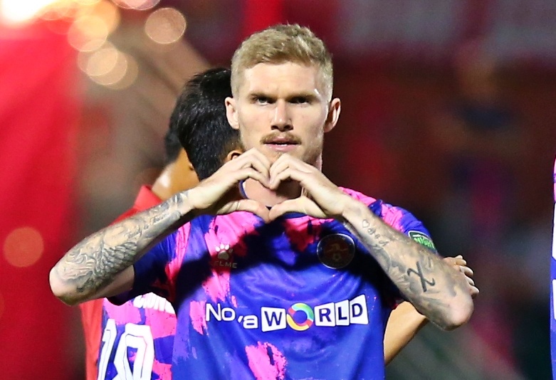 Thang SLNA, CLB Sai Gon thoat vi tri cuoi bang hinh anh