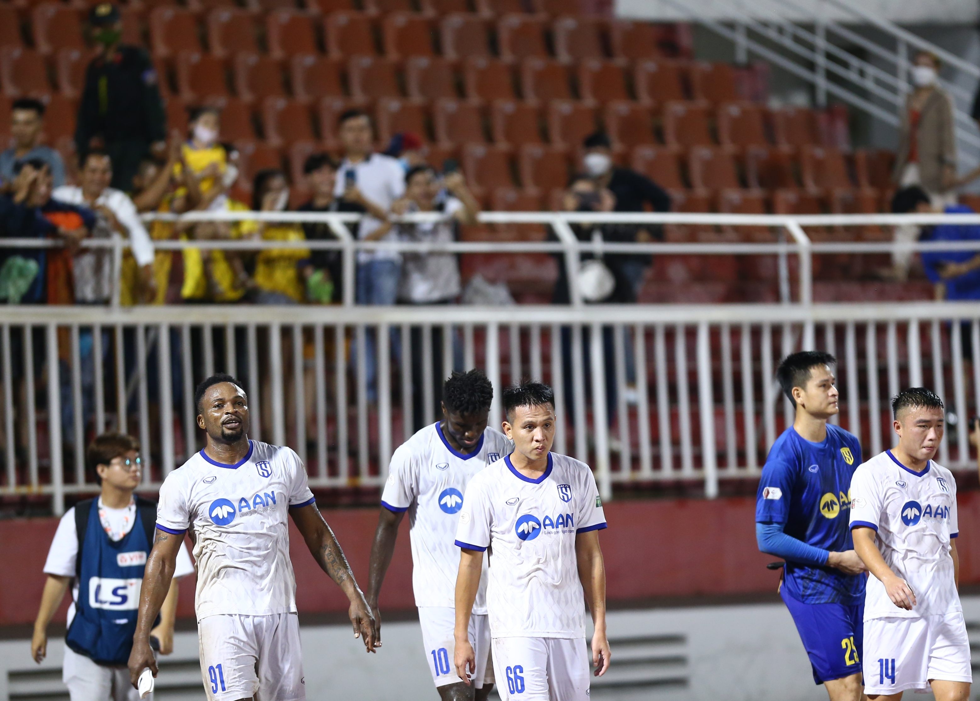 cdv quay lung slna anh 2