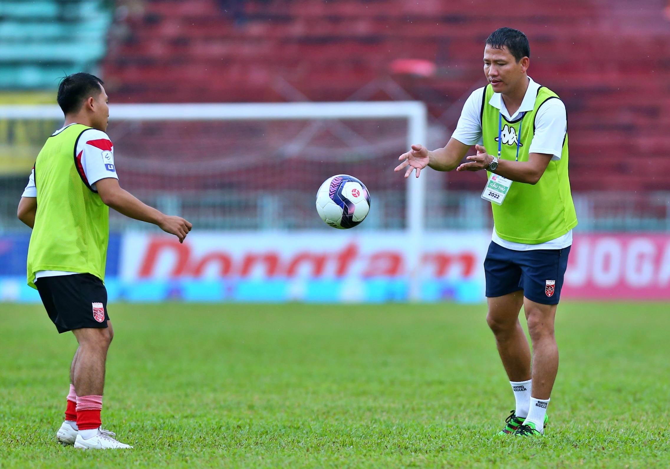 cand thang hang v.league anh 4