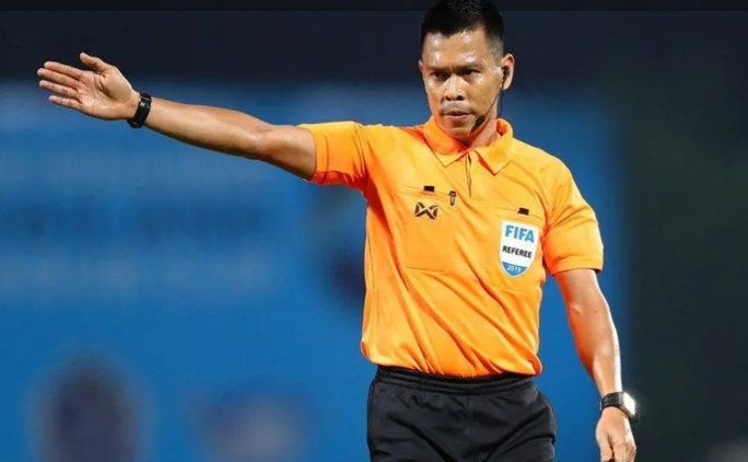 Trong tai Thai Lan mac sai lam o V.League hinh anh