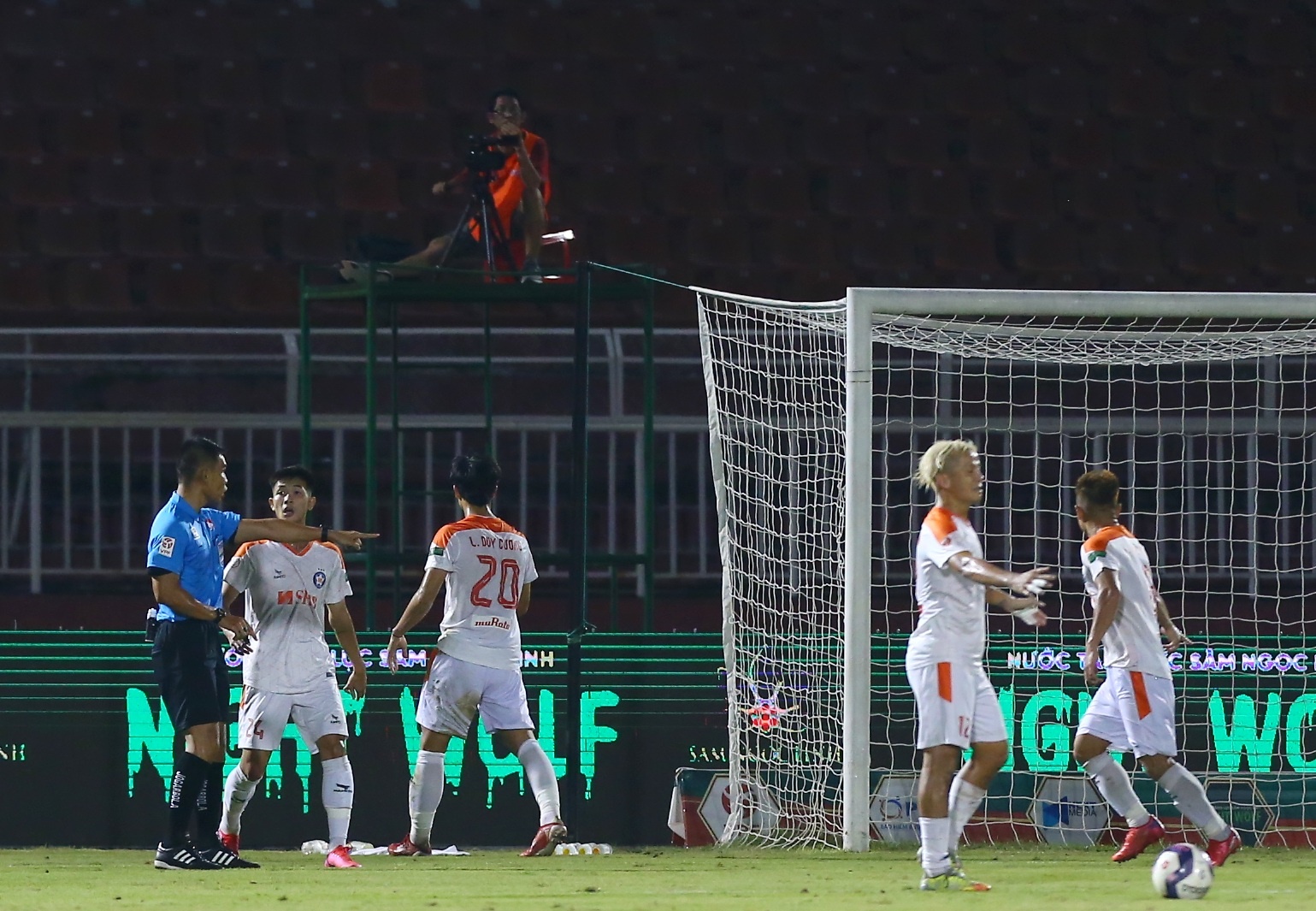 trong tai thai lan anh 2