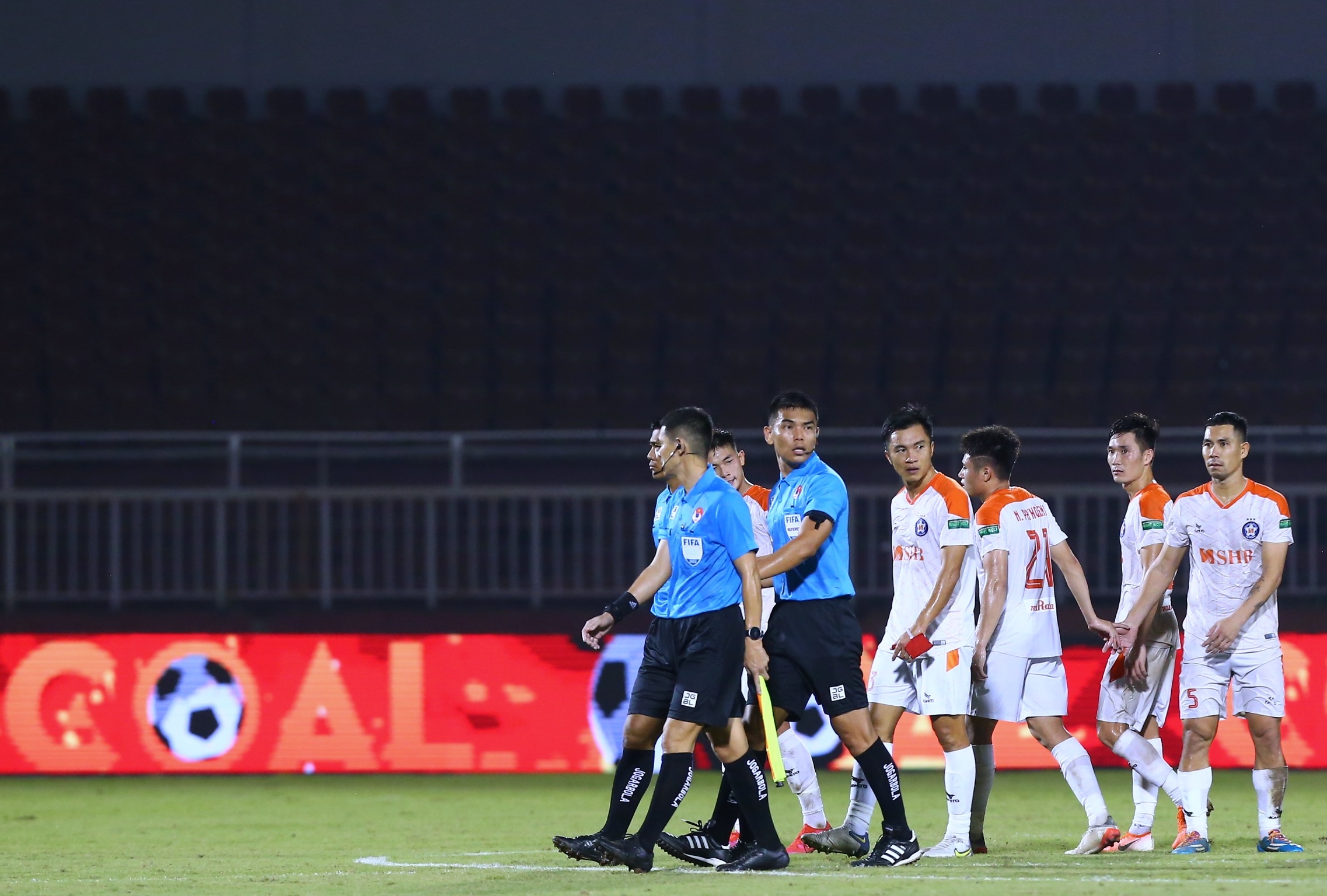 trong tai thai lan anh 8