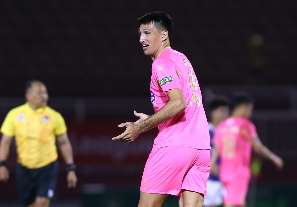 CLB Sai Gon mat chan sut tot nhat o tran Nam Dinh hinh anh