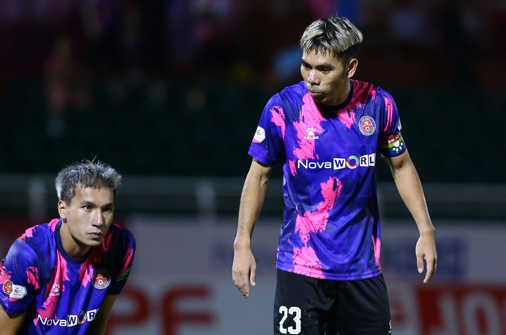 Cau thu Sai Gon giam tien lot tay de roi doi hinh anh