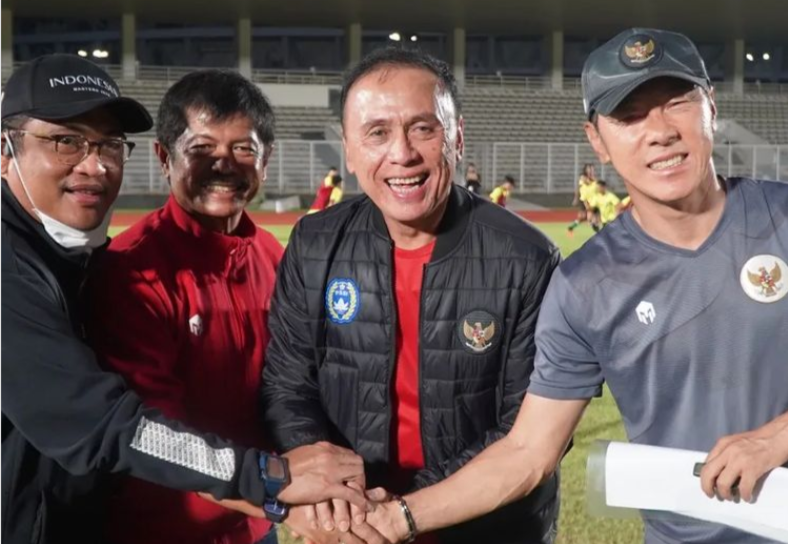 Indonesia khong sa thai Shin Tae-yong hinh anh