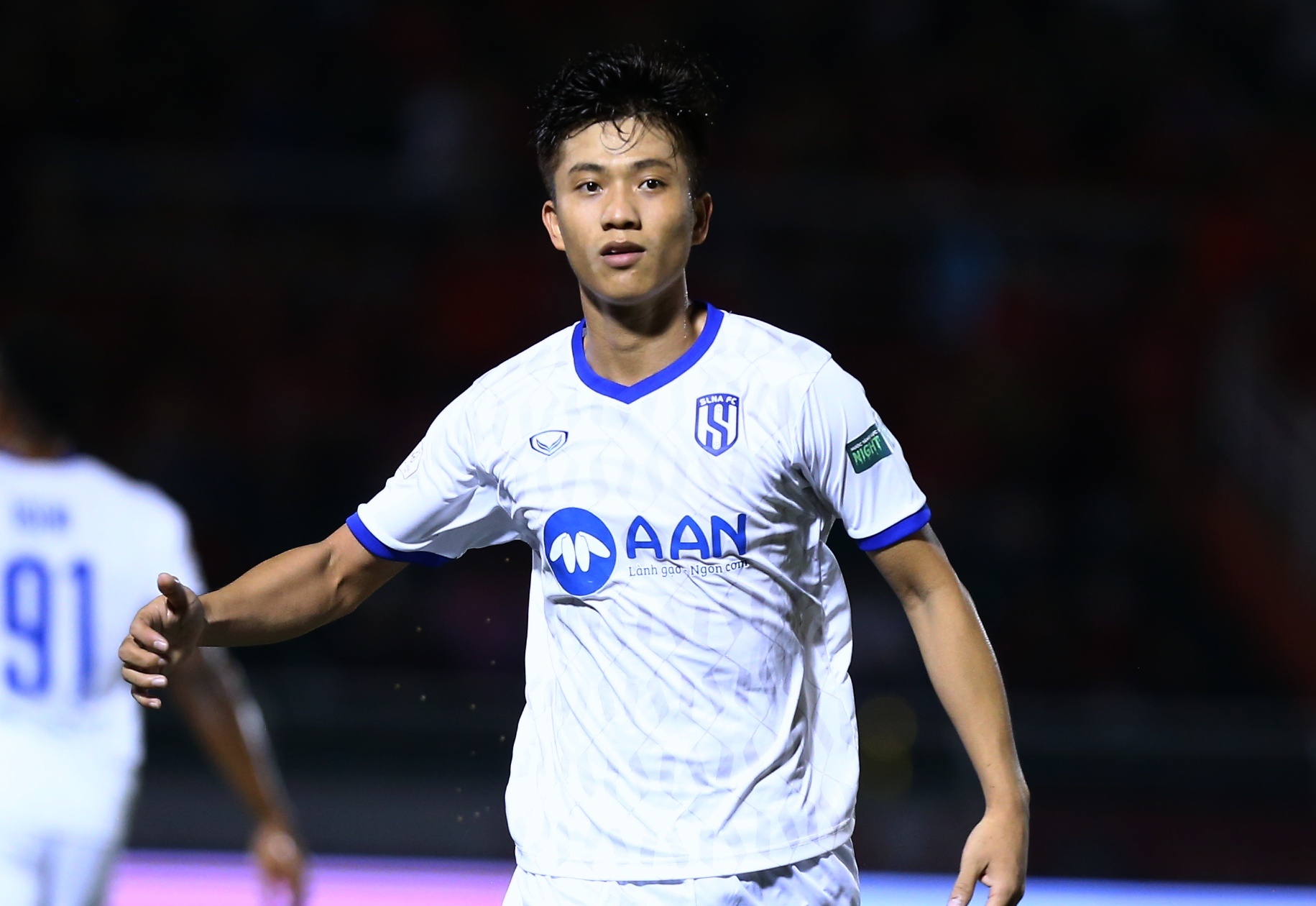 Phan Van Duc chia tay Song Lam Nghe An hinh anh