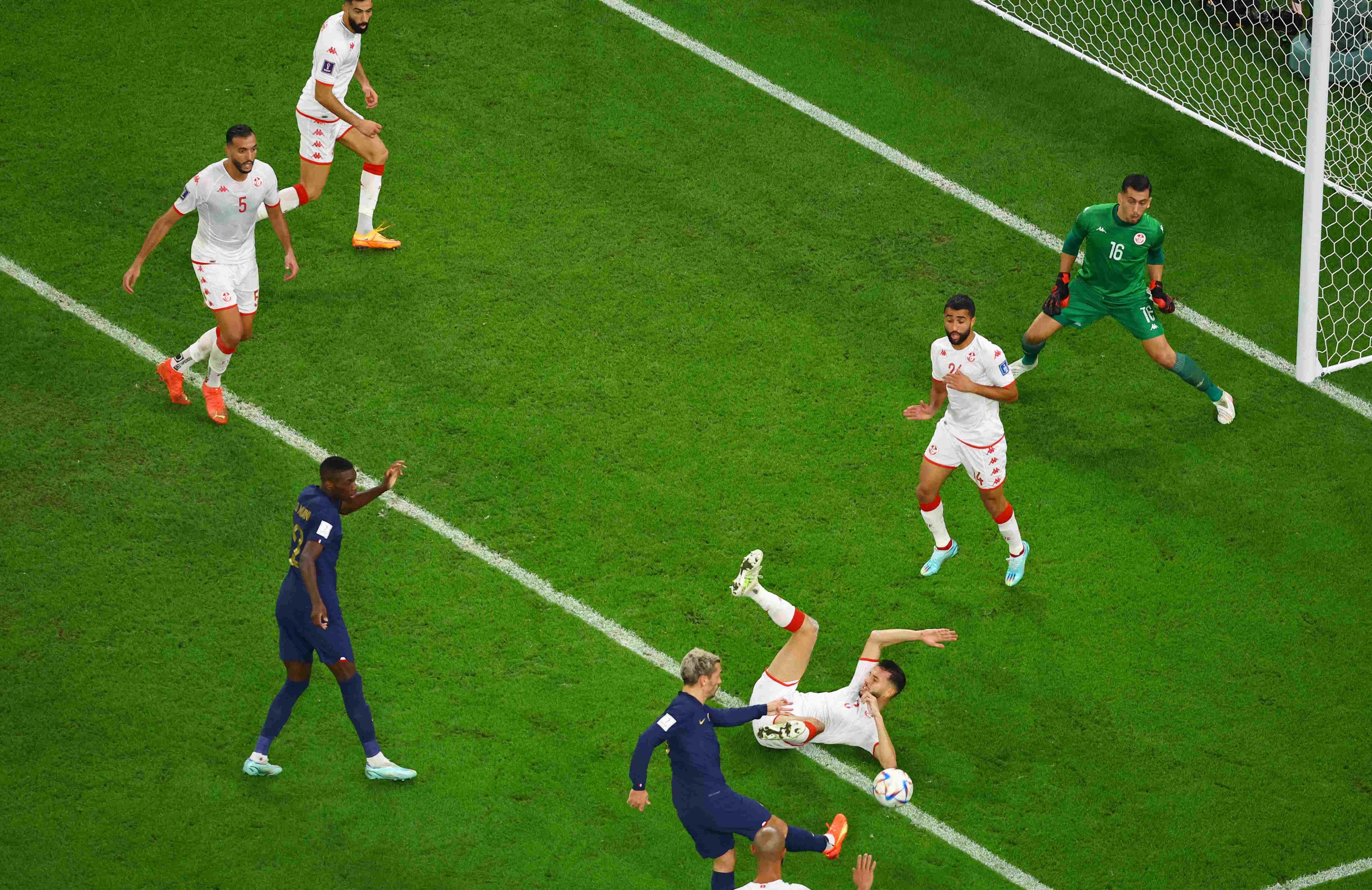 phap kien fifa anh 1