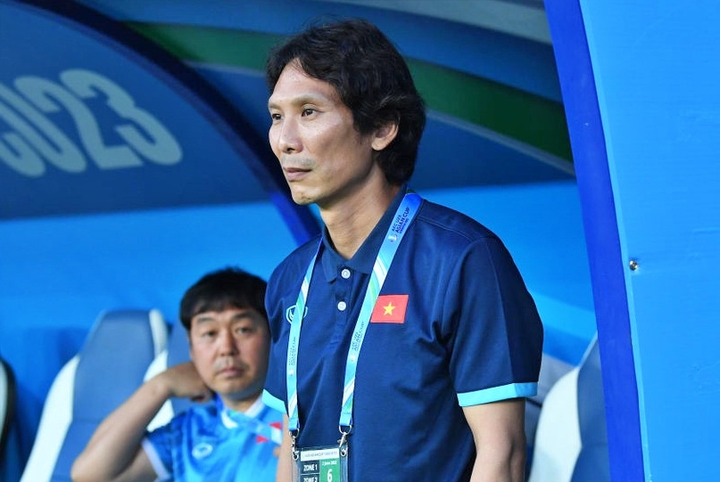 Vi sao VFF chia tay HLV Gong Oh-kyun? hinh anh