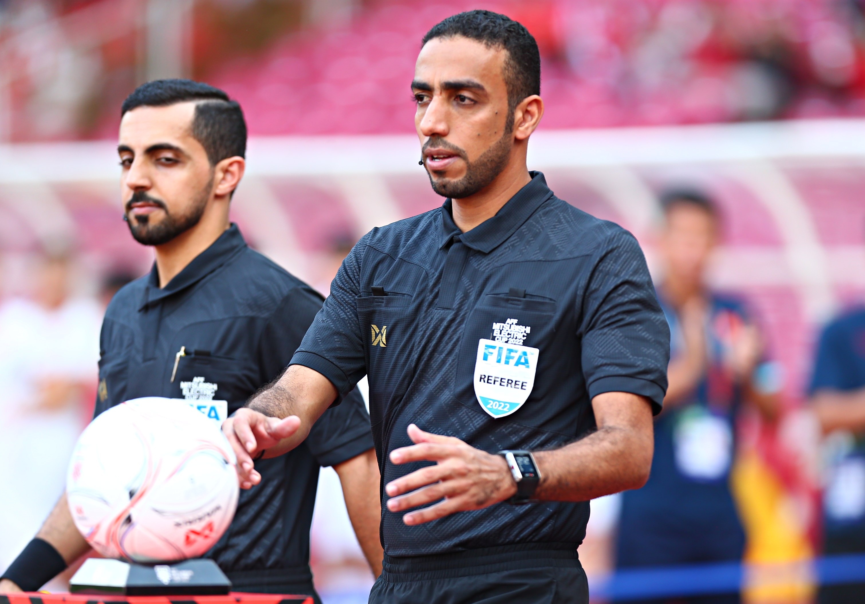 Huyen thoai Thai Lan: Trong tai Han Quoc khong nen bat chung ket hinh anh