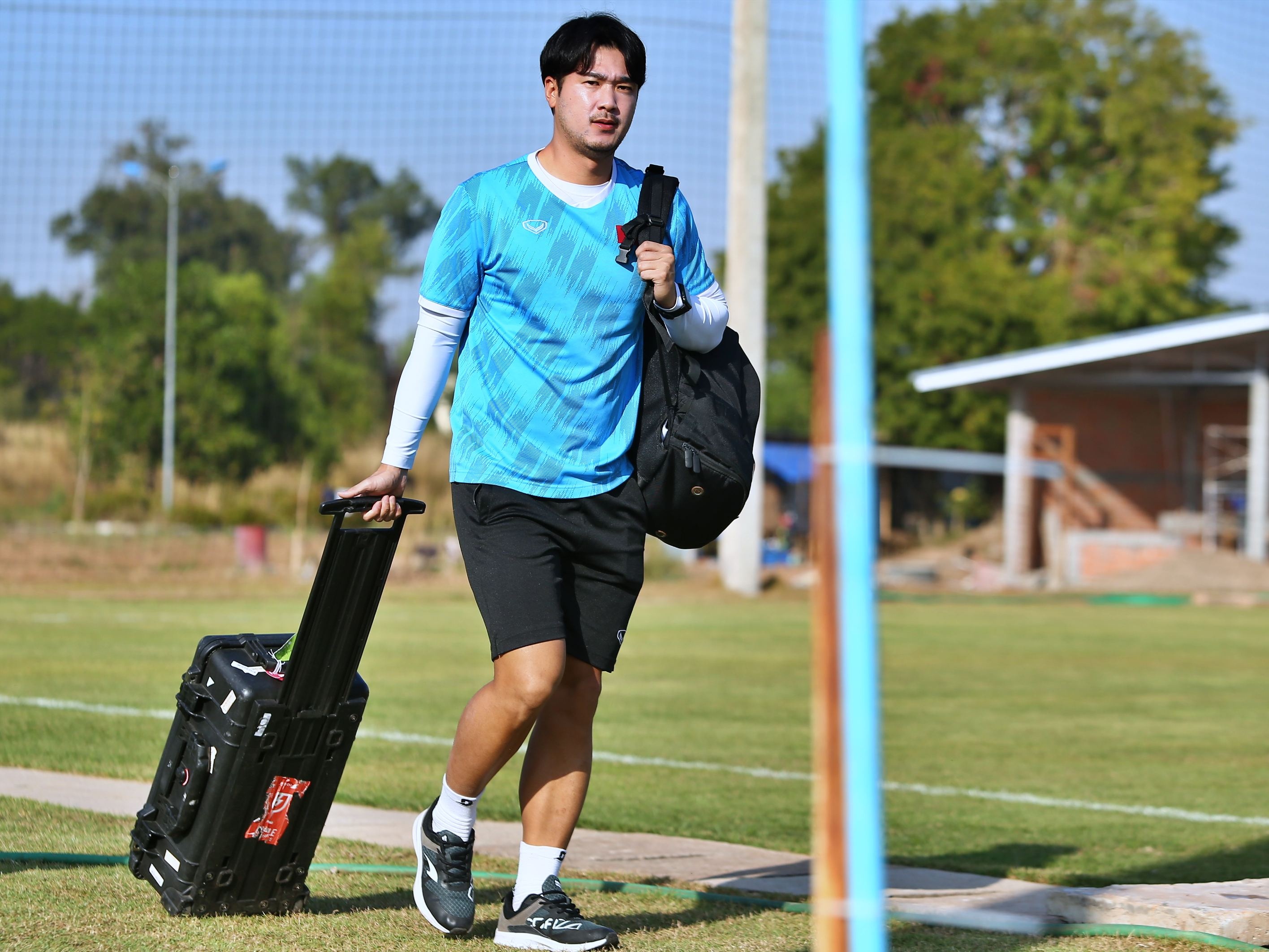 van duc covid-19 anh 2