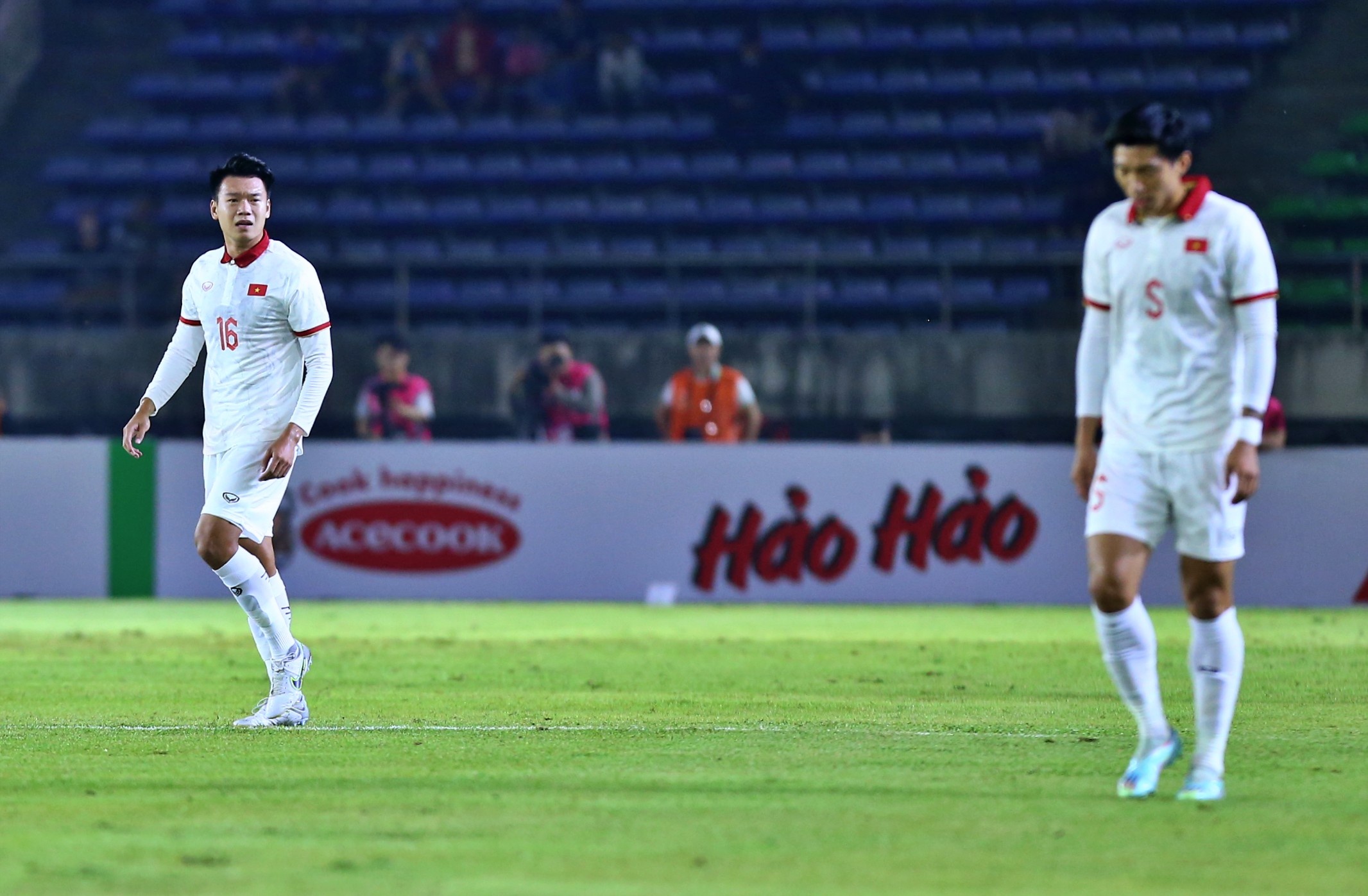 van hau tuyen lao anh 5