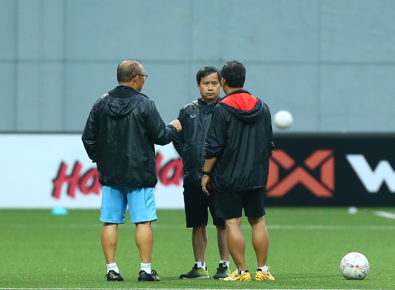 quang hai chan thuong anh 5