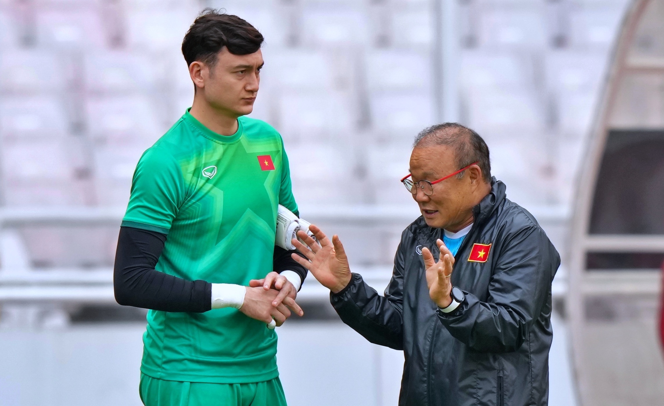 HLV Park dan ky Van Lam sau nhieu sai sot hinh anh