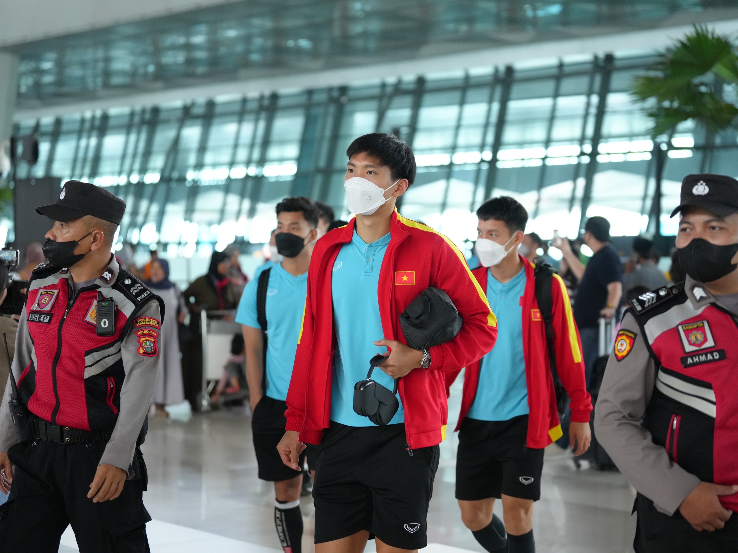 canh sat van hau anh 2