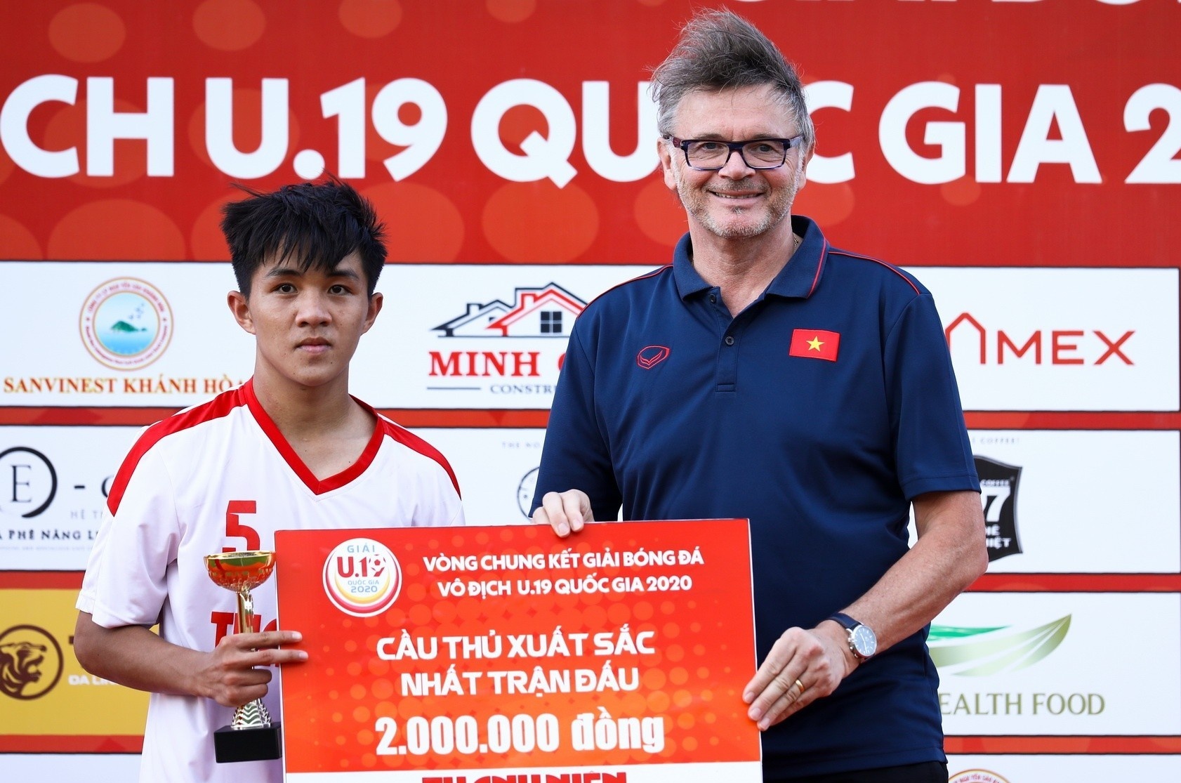 hlv philippe troussier anh 1