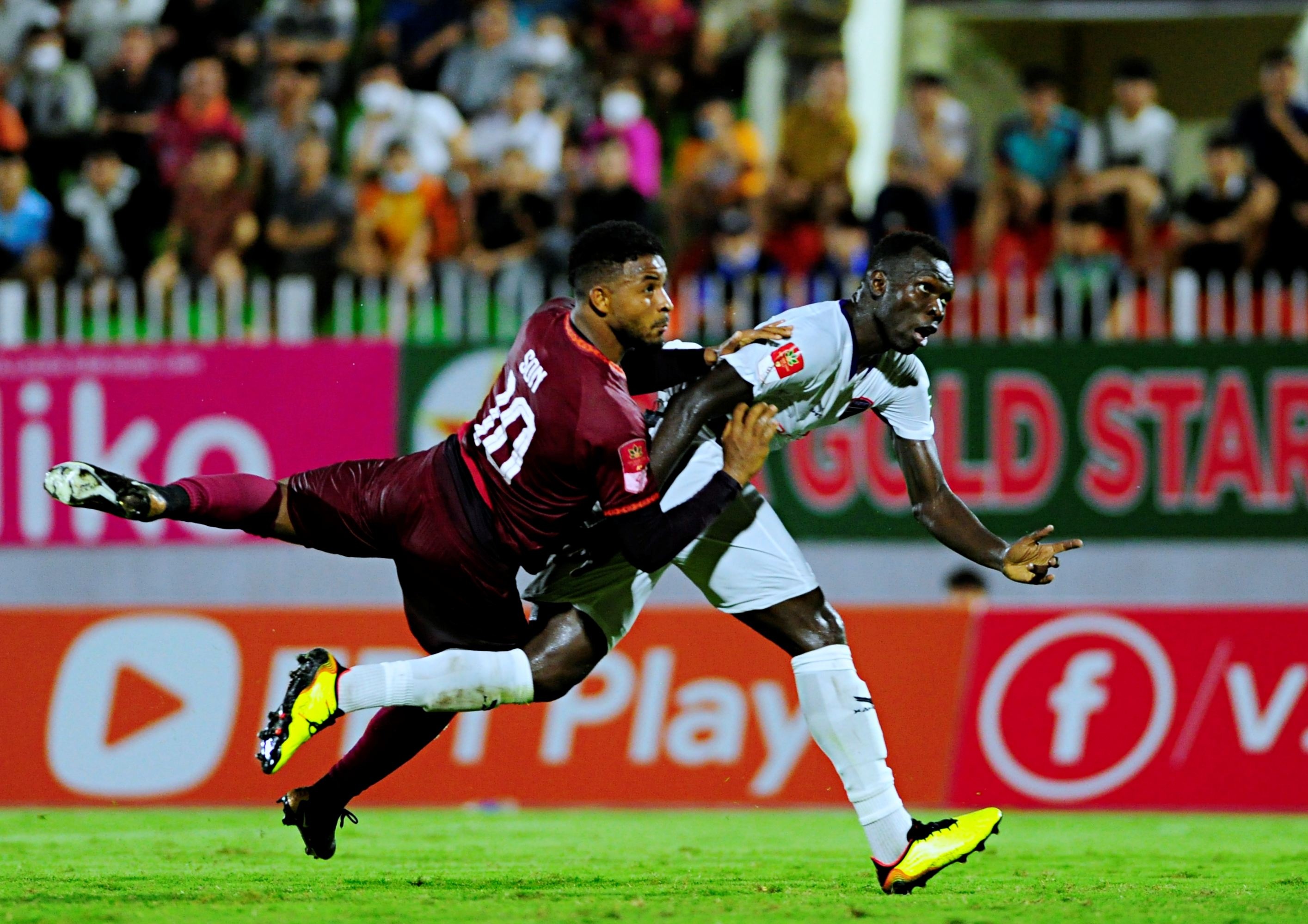 sai sot trong tai anh 2