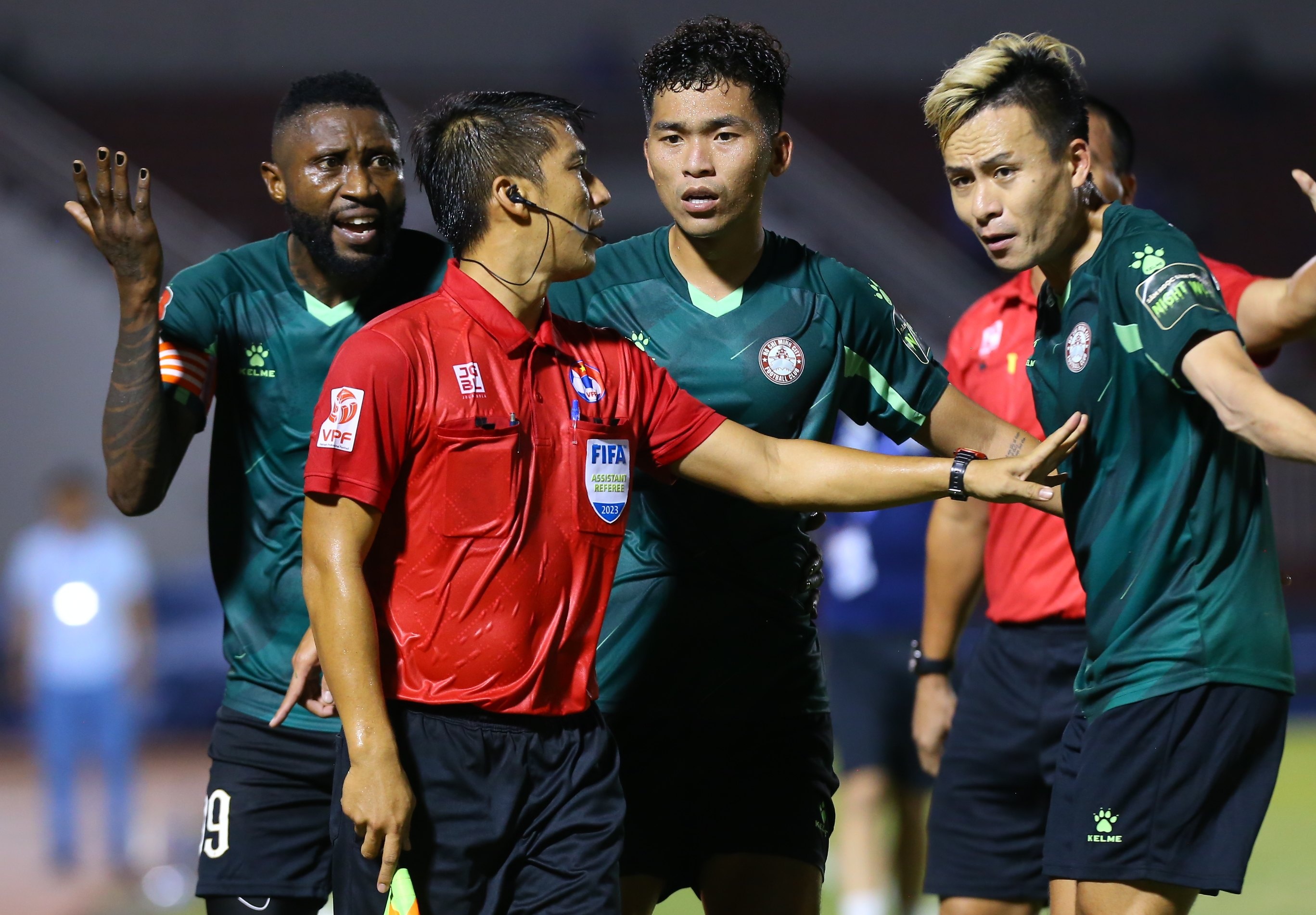 trong tai v.league anh 5