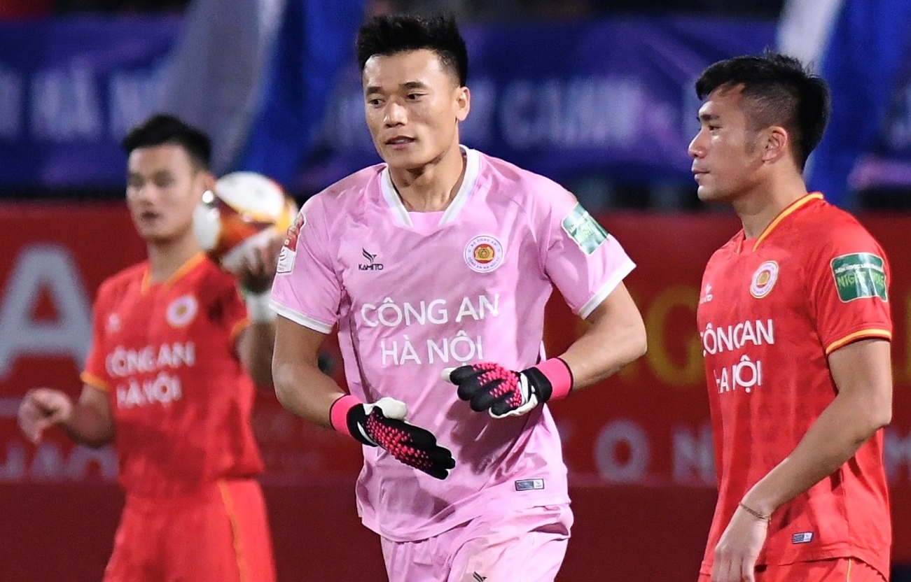 Van de sau su co ao dau cua Bui Tien Dung hinh anh