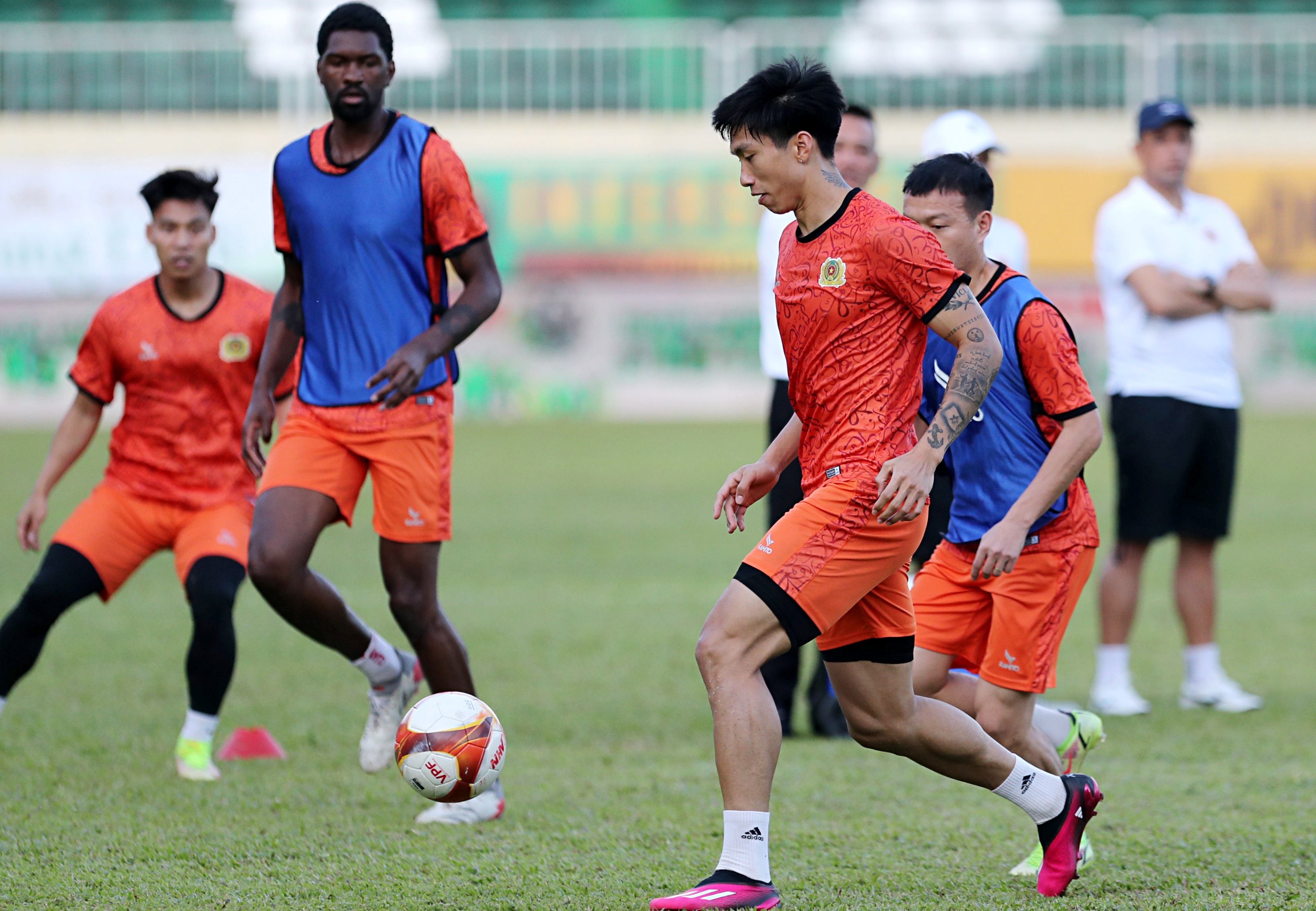 vu van thanh hagl anh 9