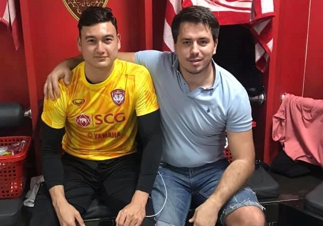 HLV CAHN dap tra nguoi dai dien cua Van Lam hinh anh