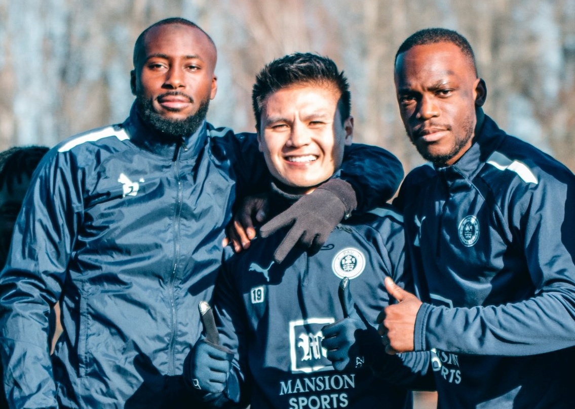 Pau gat Quang Hai ra o vong 26 Ligue 2 hinh anh