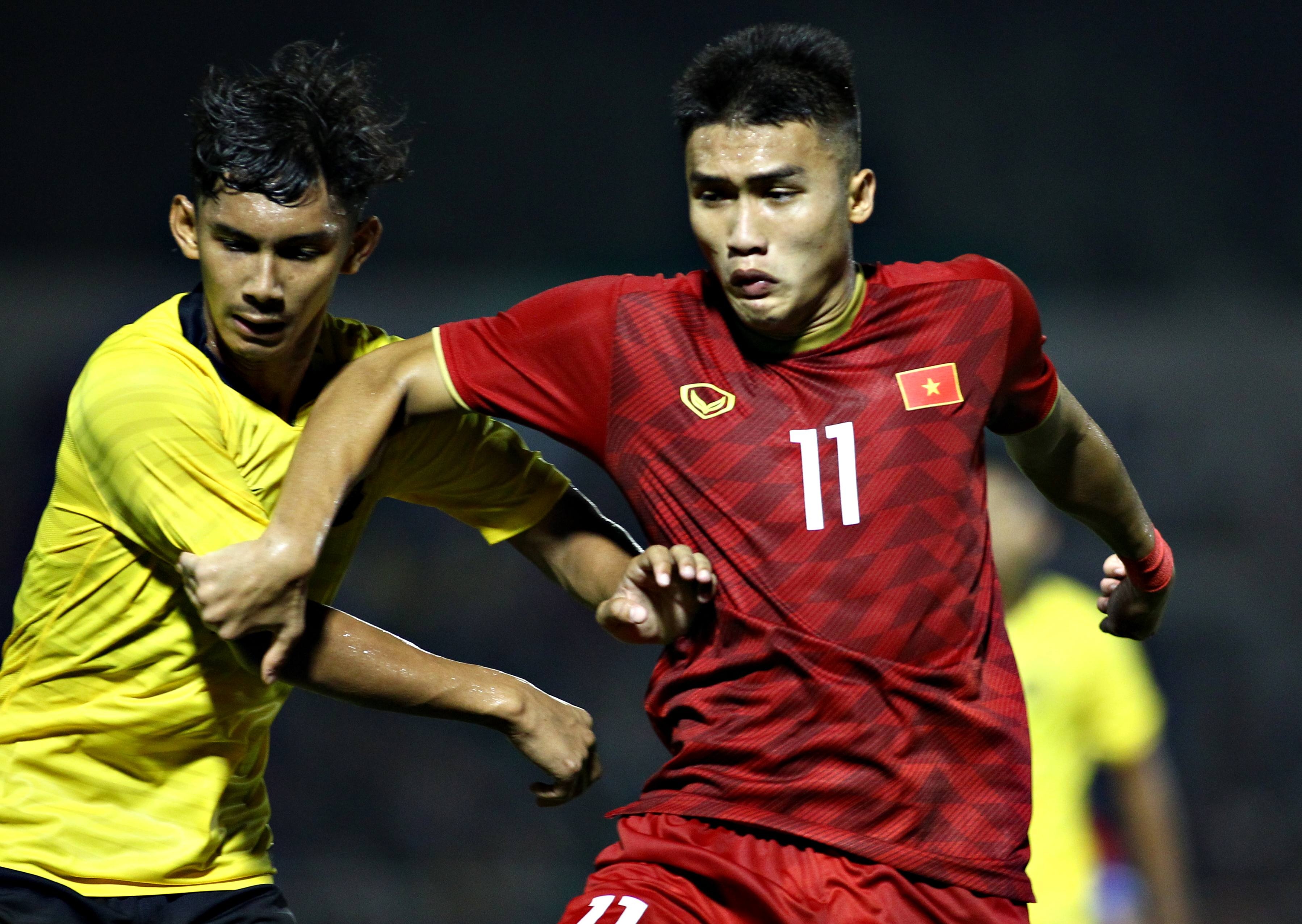 U22 Viet Nam da hai tran giao huu truoc SEA Games 32 hinh anh