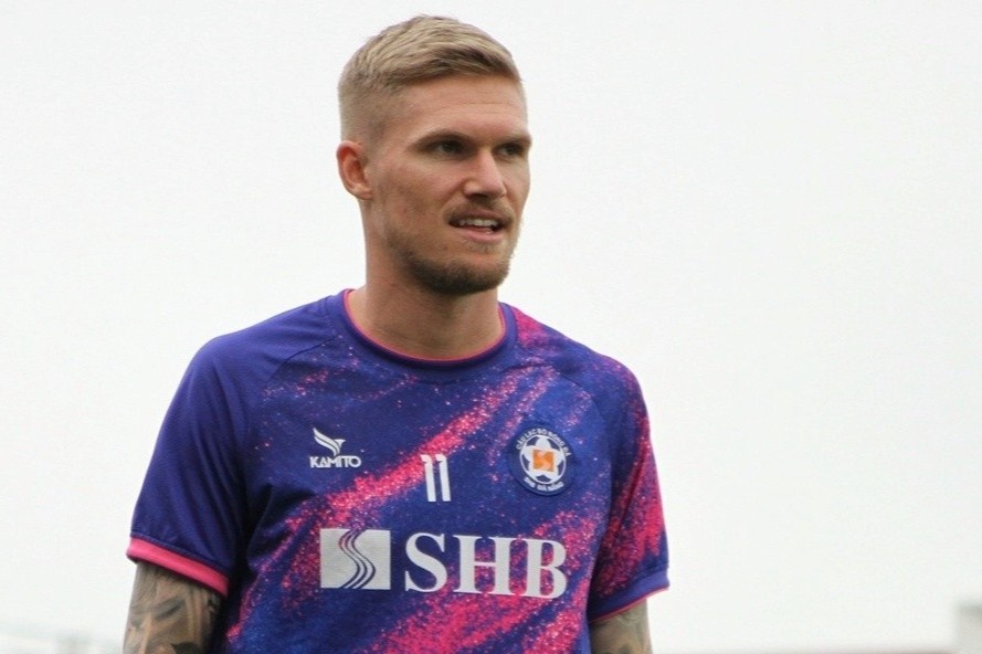 Tham hoa ngoai binh khien Da Nang cham day V.League hinh anh