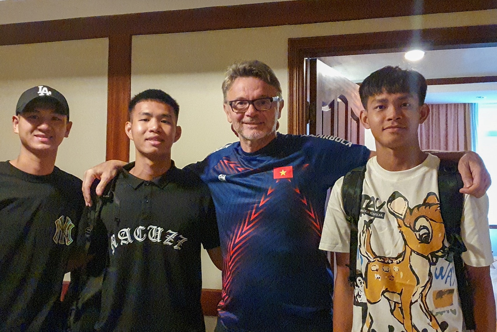 3 cau thu U22 Viet Nam bi loai roi Campuchia hinh anh