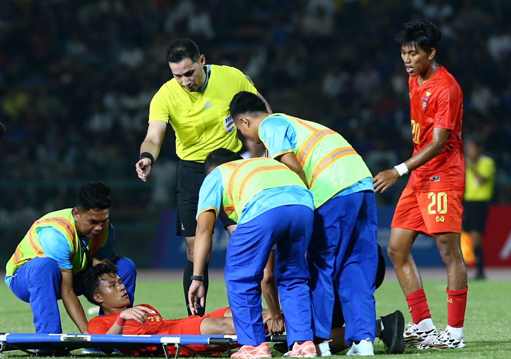 keisuke honda campuchia anh 9