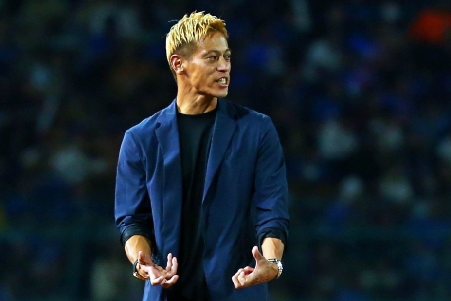 Honda bo vao trong khi U22 Campuchia thua Myanmar hinh anh