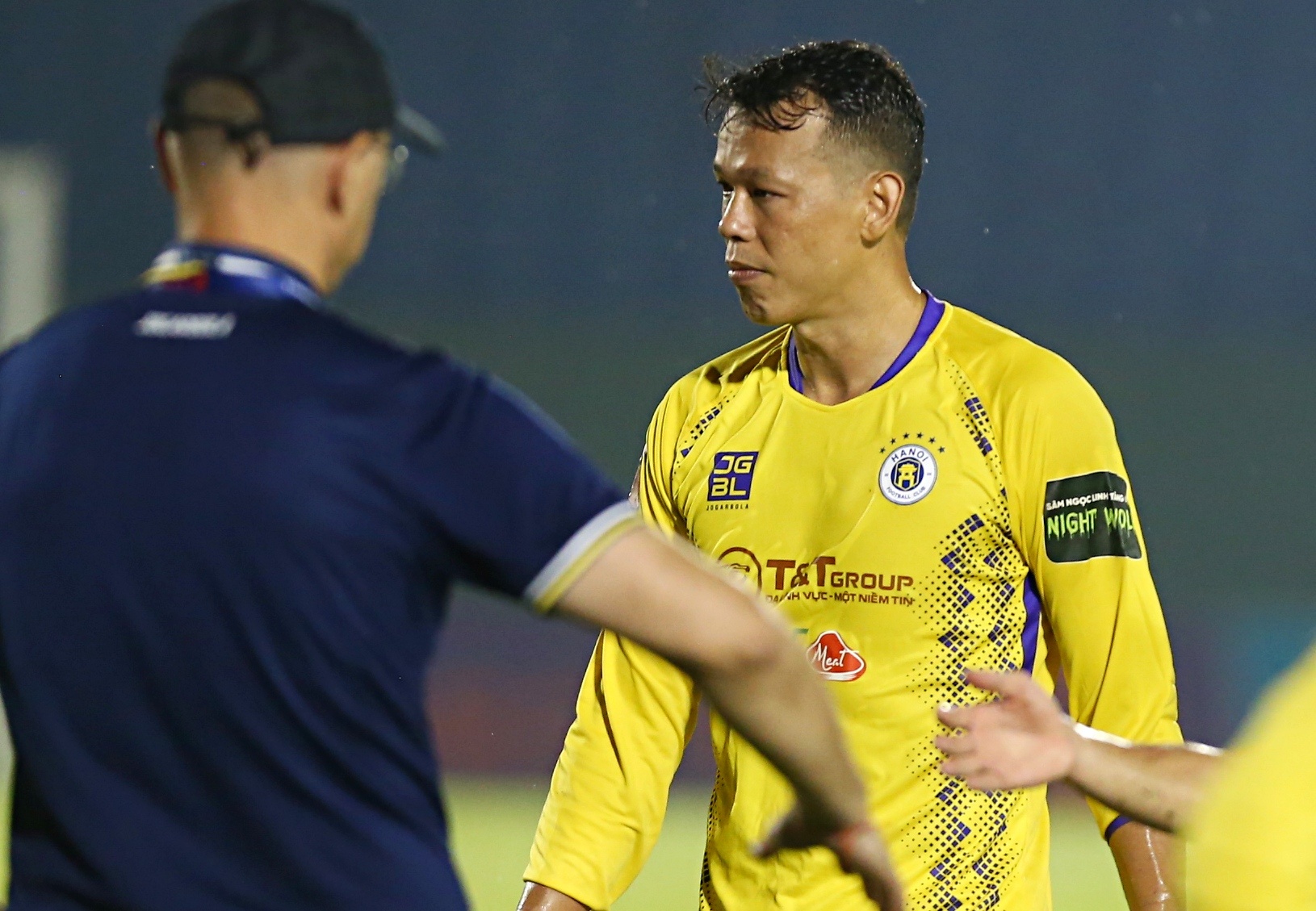 HLV Troussier dan do thu mon Tan Truong hinh anh